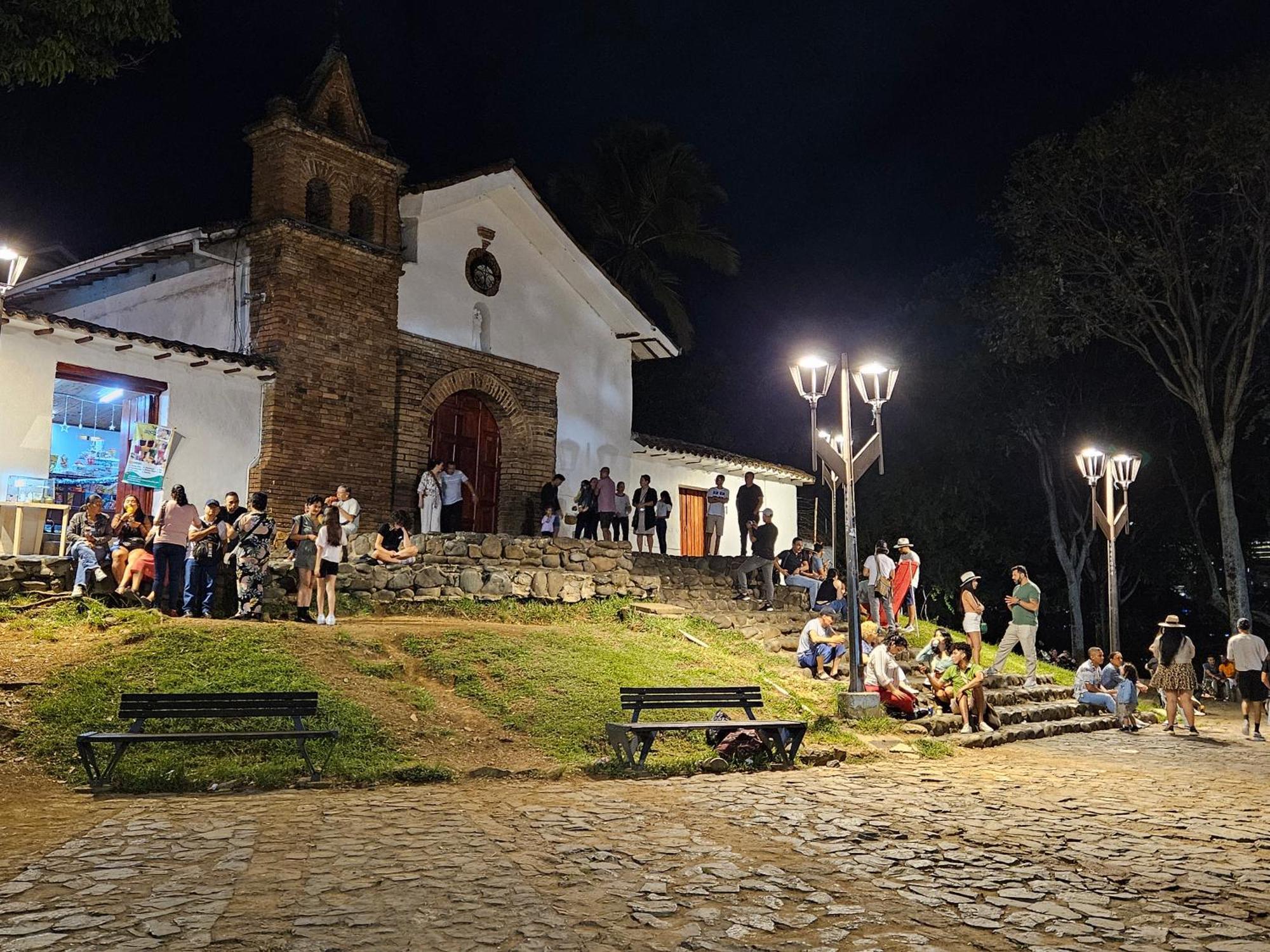 Hotel Casa Alba Cali Zewnętrze zdjęcie